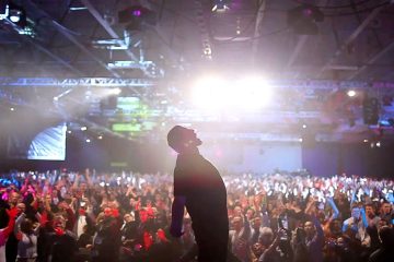 Tony Robbins UPW